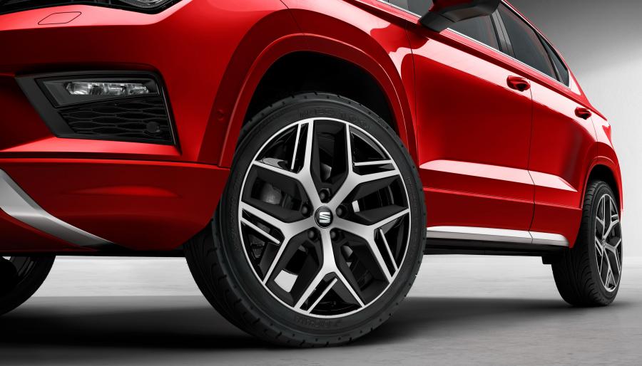 Детали экстерьера Seat Ateca FR 2017 года  (WW) (фото 3 из 46)